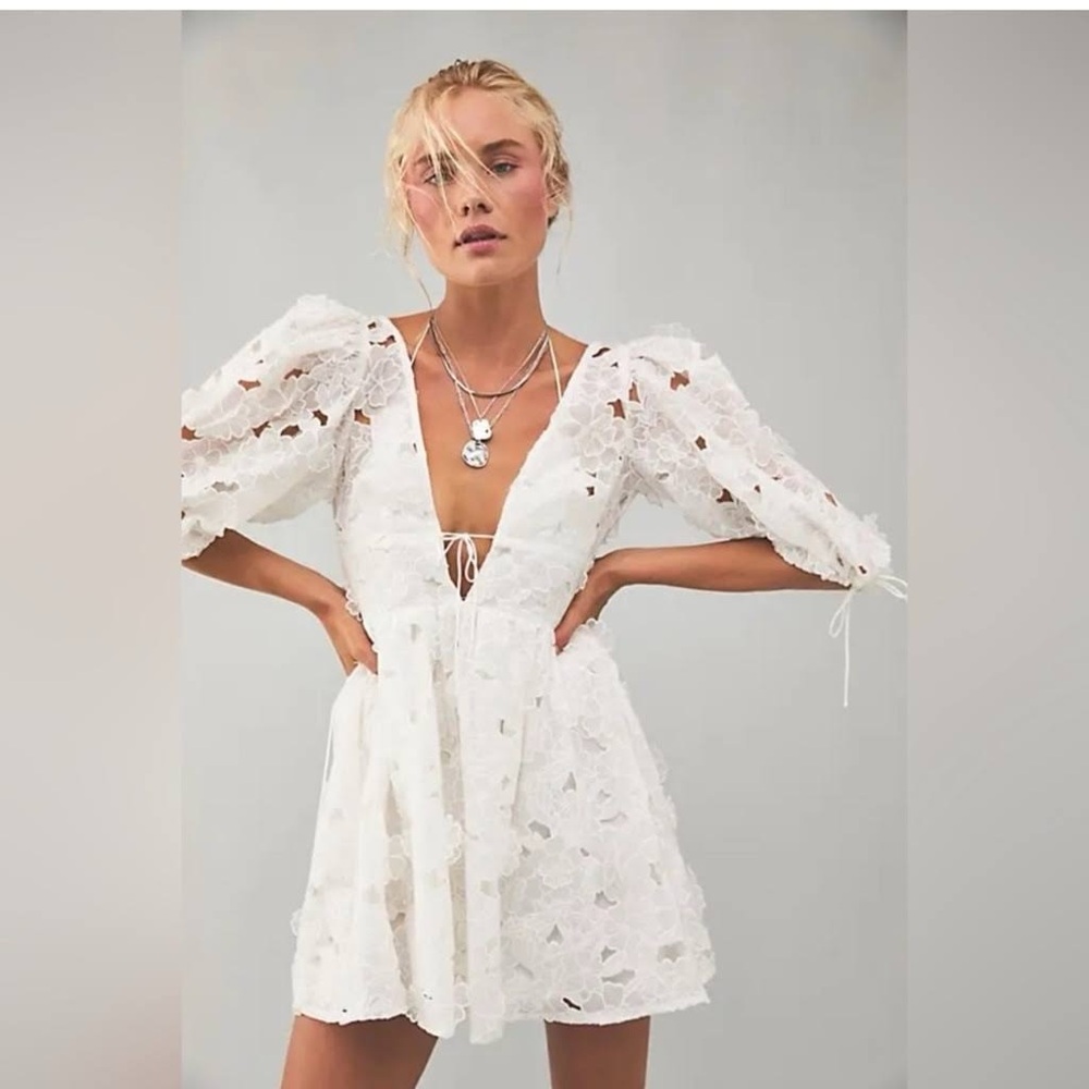 Love and Lemons Leighton Mini Dress NWT Size Medium